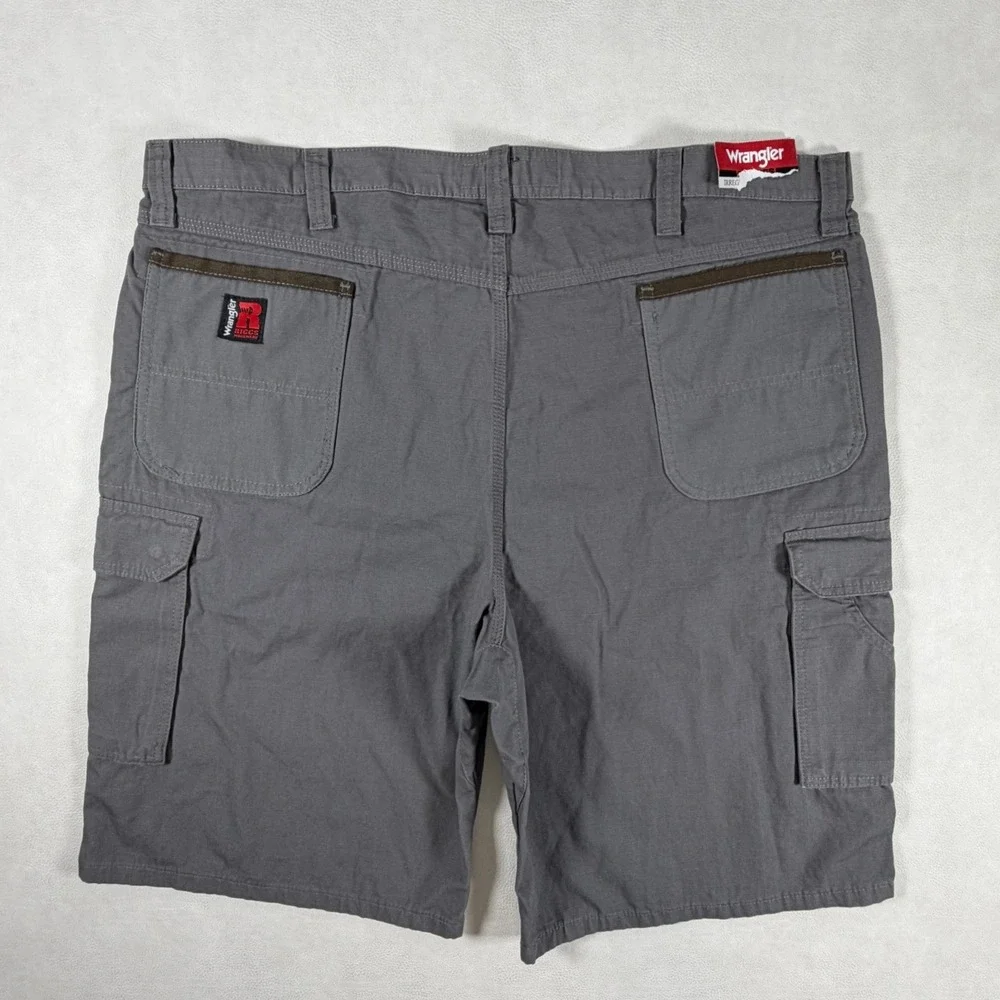Wrangler Riggs Workwear Mens 44 Gray Ripstop Cargo Shorts Utility New